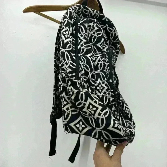 Vera‎ Bradley Tech backpack Concerto pattern Black White Quilted main image 8